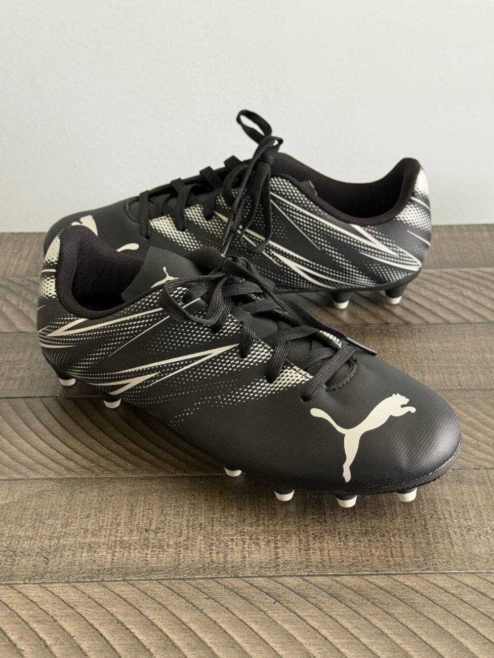 Puma Youth Jr. Attacanto FG/AG Soccer Cleats Black/Silver Mist Size 4